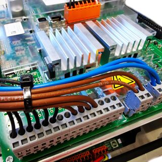 Vormontage mit bedruckten Einzeladern / ultraschallverdichtet