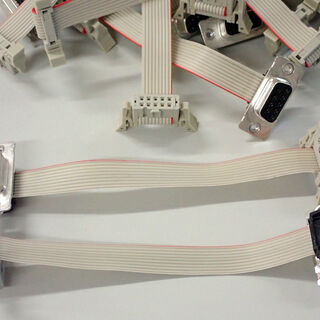 Flachband Medi-Kabel konfektioniert mit D-Sub-Steckverbinder Buchse und Harting IDC-Steckverbinder Female 10-polig 