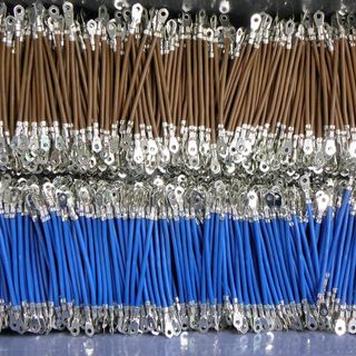 Litzen H07V-K 2,5 mm² braun und blau mit Ringkabelschuh